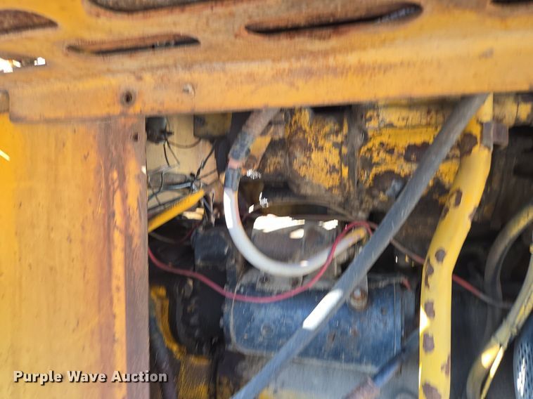 image for item DT7761 1968 Caterpillar 922B wheel loader