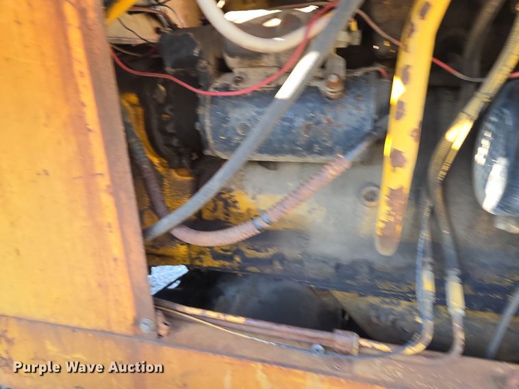 image for item DT7761 1968 Caterpillar 922B wheel loader