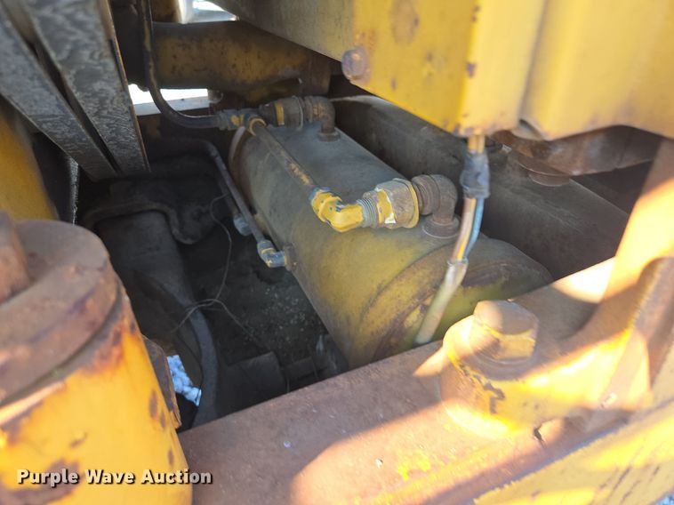 image for item DT7761 1968 Caterpillar 922B wheel loader