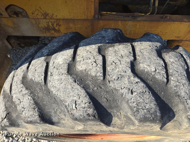 image for item DT7761 1968 Caterpillar 922B wheel loader