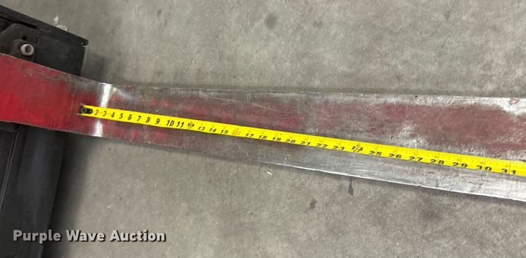 image for item DV2769 Yale ERC065RGN48TE084 forklift