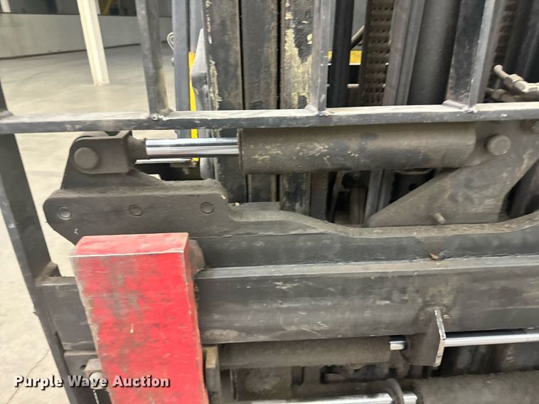 image for item DV2769 Yale ERC065RGN48TE084 forklift