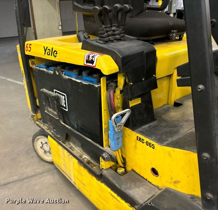 image for item DV2769 Yale ERC065RGN48TE084 forklift