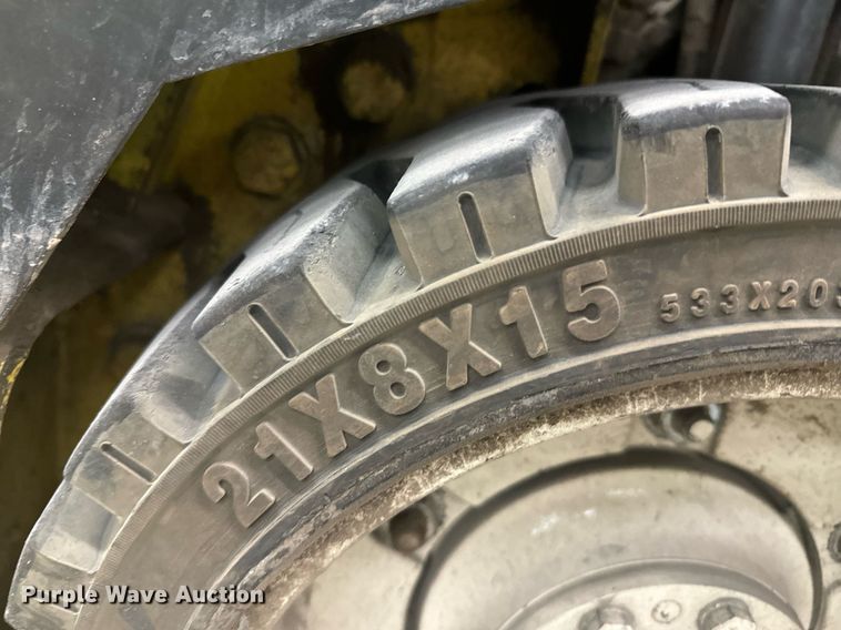 image for item DV2769 Yale ERC065RGN48TE084 forklift