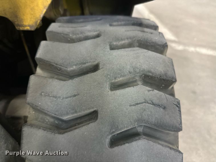 image for item DV2769 Yale ERC065RGN48TE084 forklift