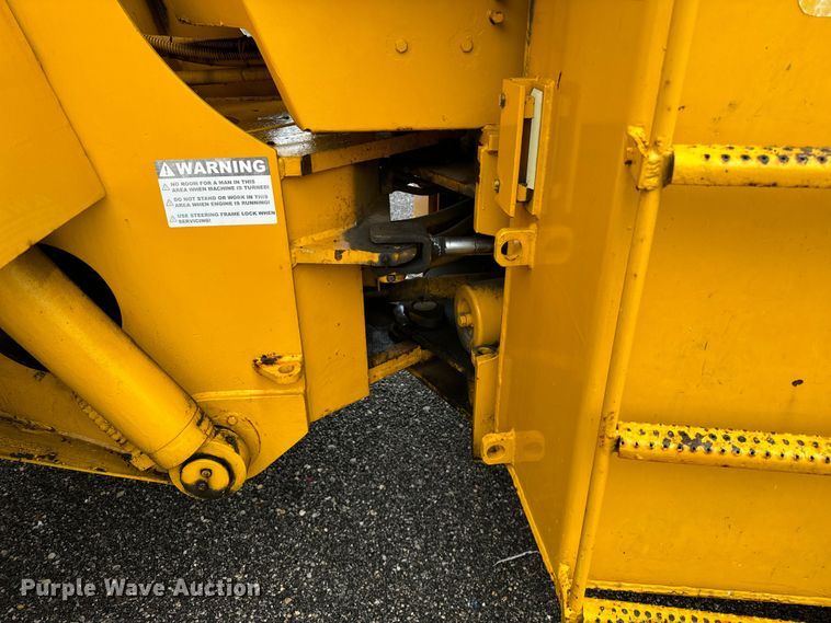 image for item DV5839 1987 Trojan  1900Z wheel loader