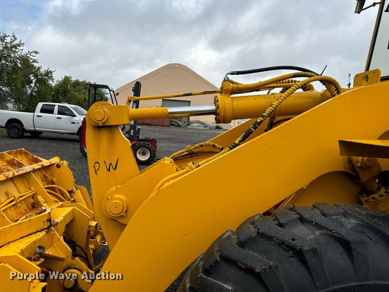 image for item DV5839 1987 Trojan  1900Z wheel loader