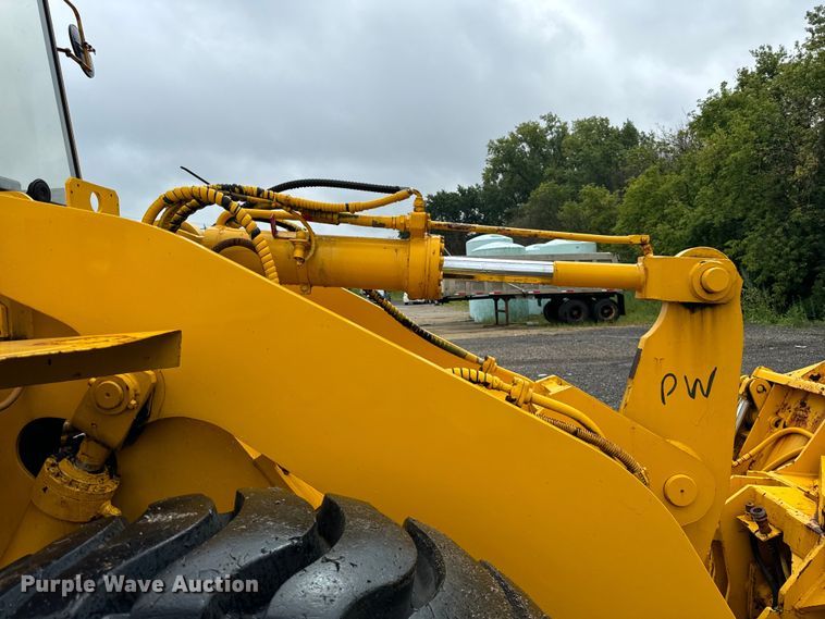 image for item DV5839 1987 Trojan  1900Z wheel loader