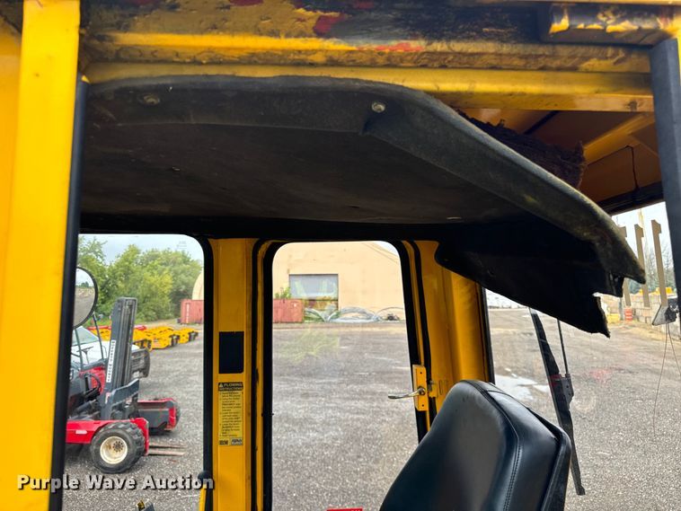 image for item DV5839 1987 Trojan  1900Z wheel loader