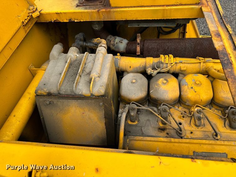 image for item DV5839 1987 Trojan  1900Z wheel loader