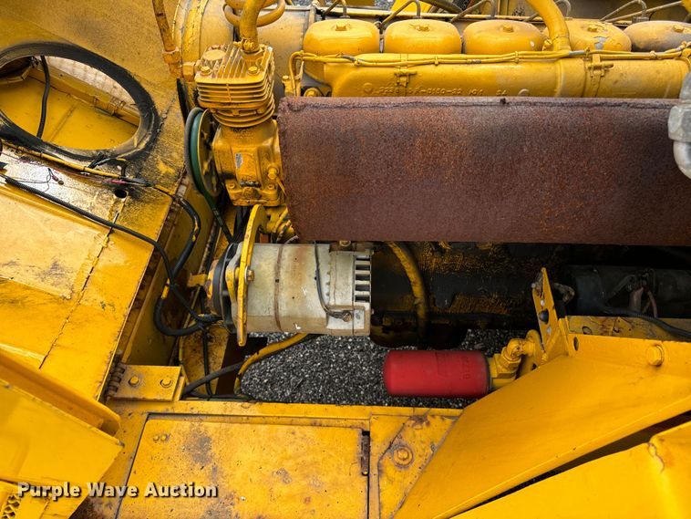 image for item DV5839 1987 Trojan  1900Z wheel loader