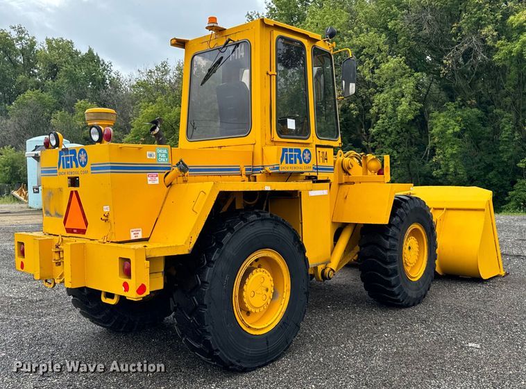 image for item DV5843 1987 Trojan  1500Z wheel loader