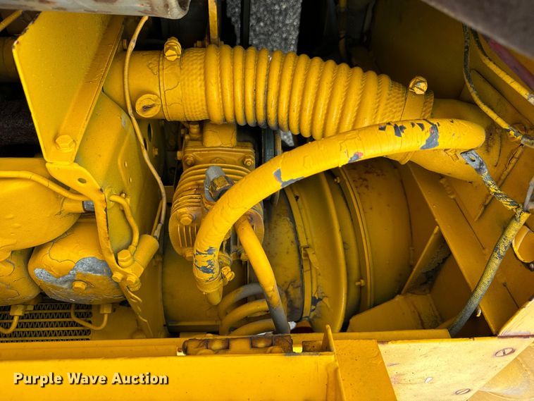 image for item DV5843 1987 Trojan  1500Z wheel loader