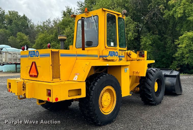 image for item DV5845 1990 Trojan  1900Z wheel loader