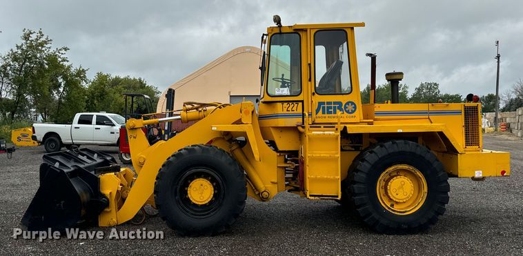 image for item DV5845 1990 Trojan  1900Z wheel loader