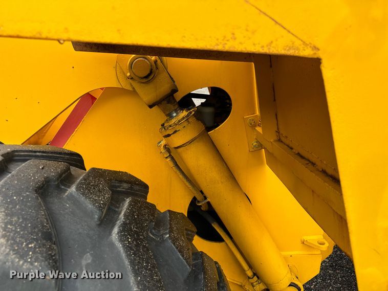 image for item DV5845 1990 Trojan  1900Z wheel loader