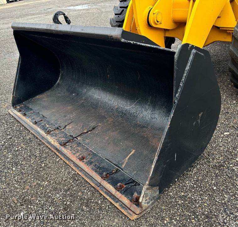 image for item DV5845 1990 Trojan  1900Z wheel loader