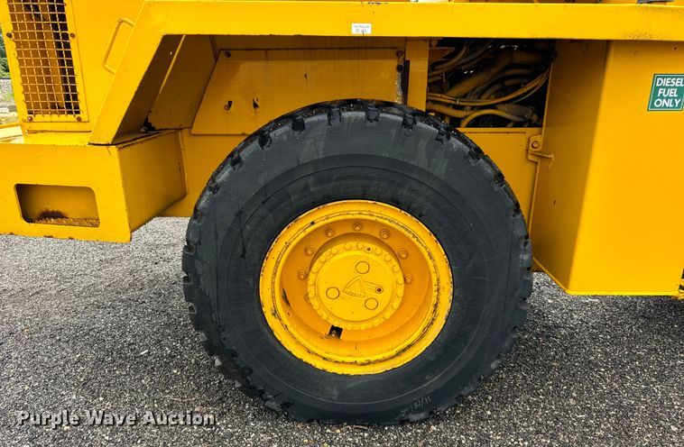 image for item DV5845 1990 Trojan  1900Z wheel loader