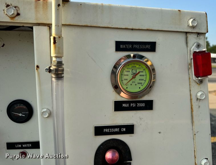 image for item DV5905 1996 Sewer Equipment of America  747 sewer jetter trailer 