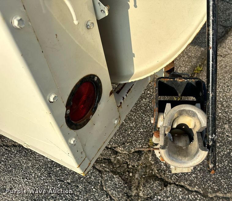 image for item DV5905 1996 Sewer Equipment of America  747 sewer jetter trailer 