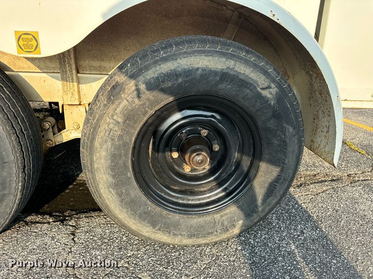 image for item DV5905 1996 Sewer Equipment of America  747 sewer jetter trailer 