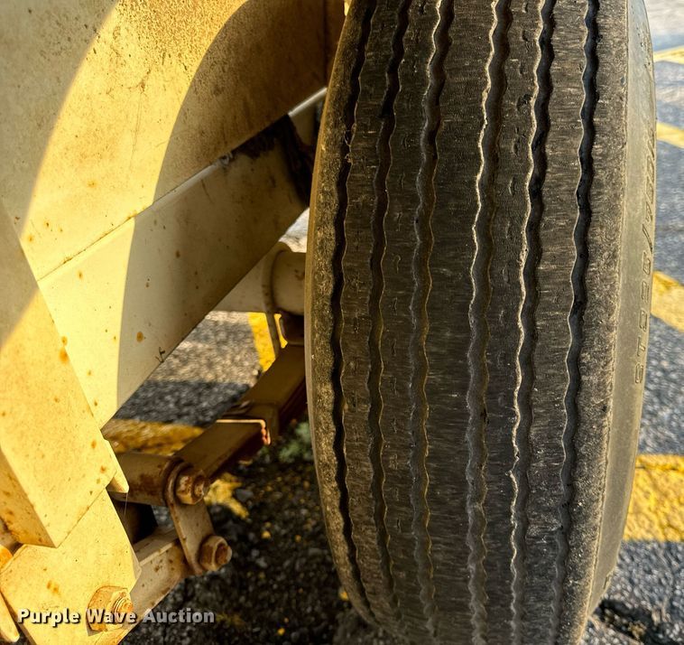 image for item DV5905 1996 Sewer Equipment of America  747 sewer jetter trailer 