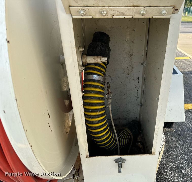 image for item DV5906 1999 John Bean  Sewerjet 600D sewer jetter trailer 