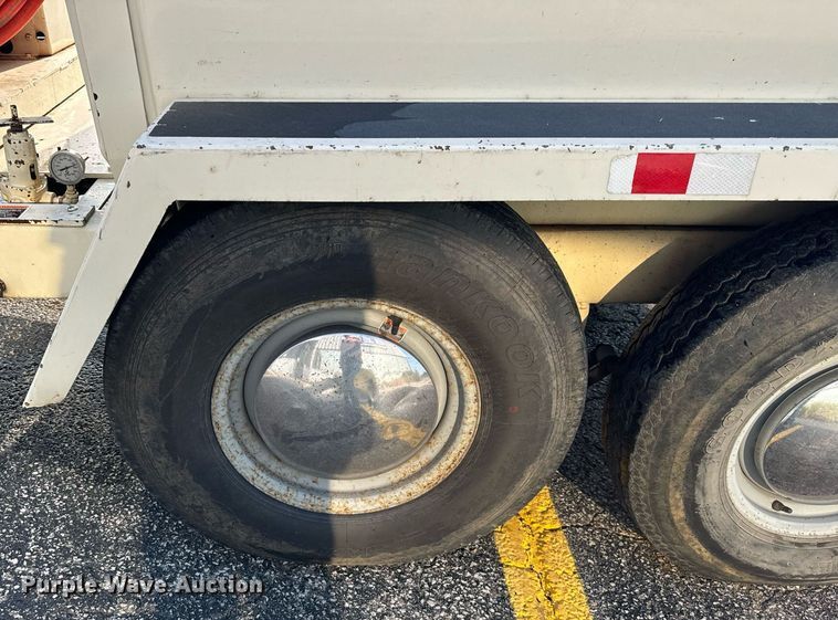 image for item DV5906 1999 John Bean  Sewerjet 600D sewer jetter trailer 