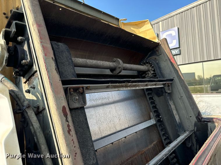 image for item DV5907 2015 Global  MX3 street sweeper 