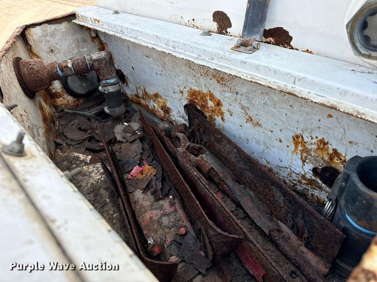 image for item DV5907 2015 Global  MX3 street sweeper 