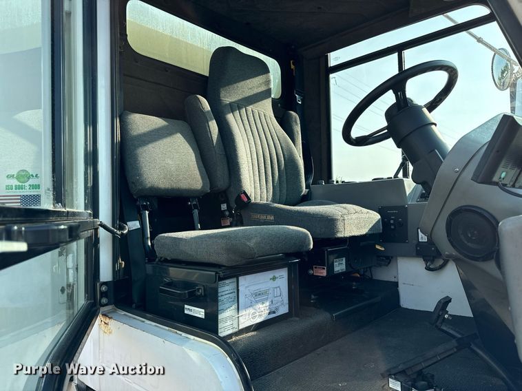 image for item DV5907 2015 Global  MX3 street sweeper 