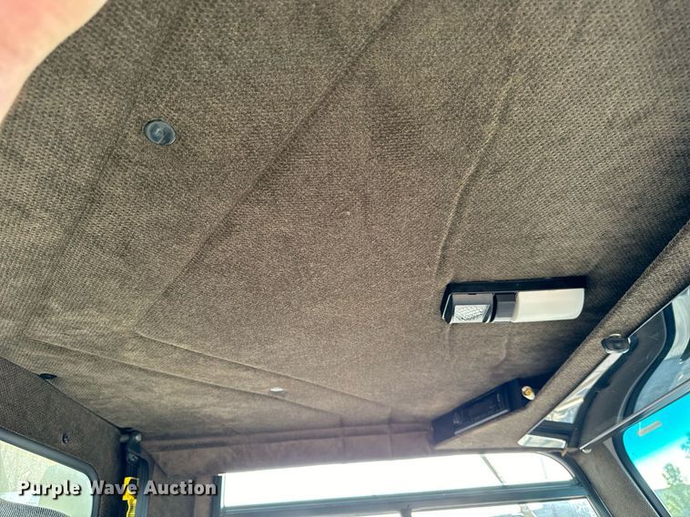 image for item DV5907 2015 Global  MX3 street sweeper 