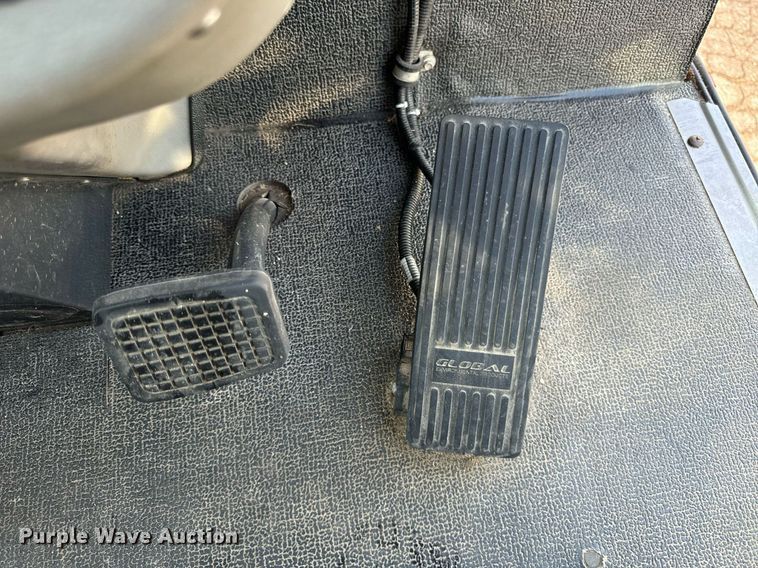 image for item DV5907 2015 Global  MX3 street sweeper 