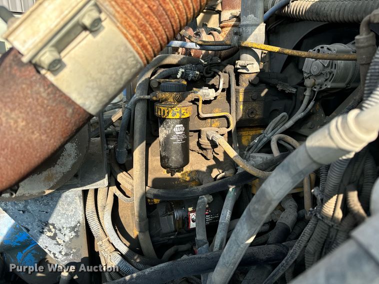 image for item DV5907 2015 Global  MX3 street sweeper 