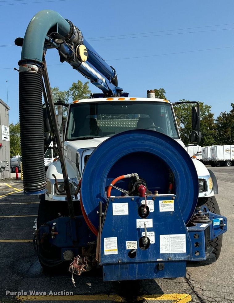 image for item DV5908 2007 International 7400 sewer jetter truck