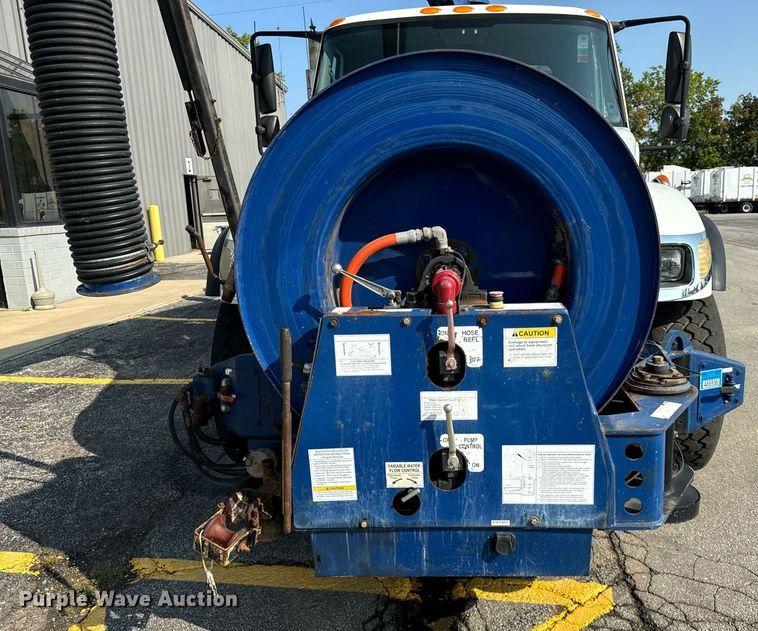 image for item DV5908 2007 International 7400 sewer jetter truck