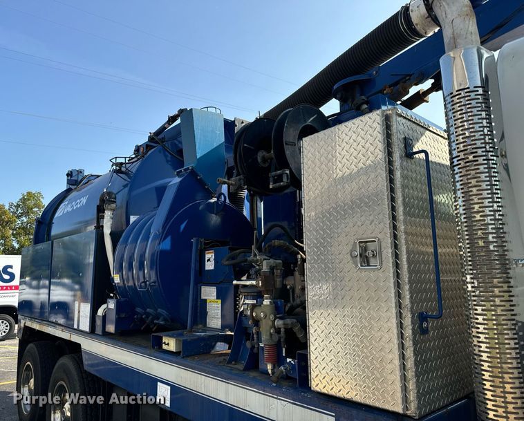 image for item DV5908 2007 International 7400 sewer jetter truck