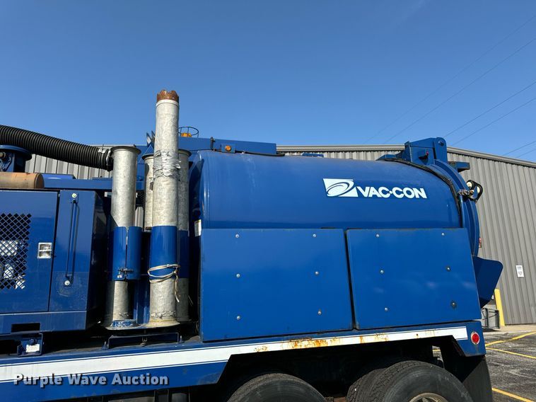 image for item DV5908 2007 International 7400 sewer jetter truck