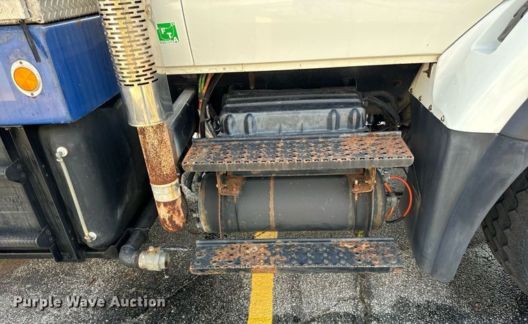 image for item DV5908 2007 International 7400 sewer jetter truck