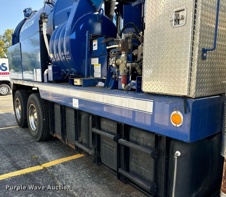 image for item DV5908 2007 International 7400 sewer jetter truck