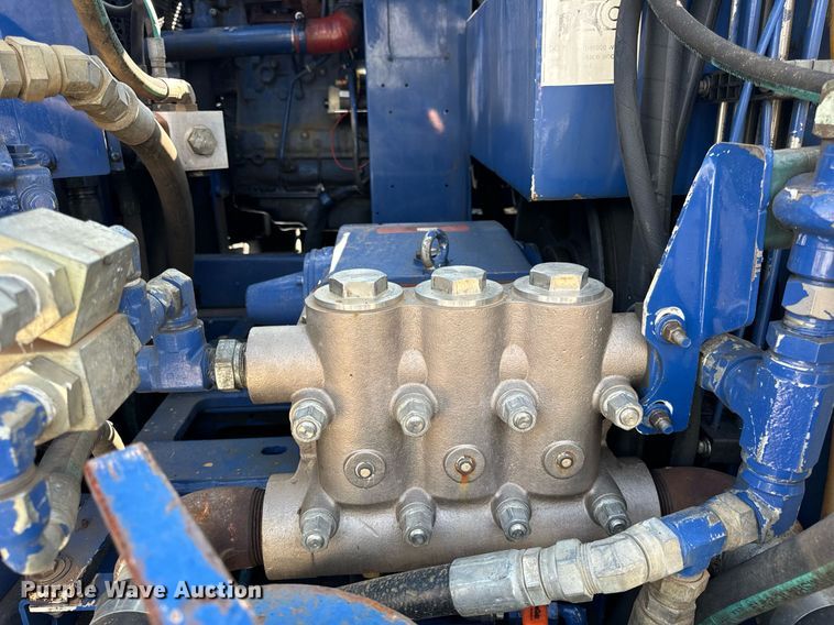 image for item DV5908 2007 International 7400 sewer jetter truck