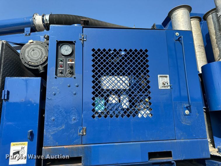 image for item DV5908 2007 International 7400 sewer jetter truck