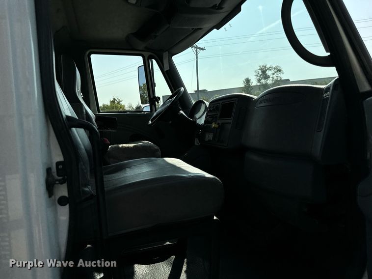 image for item DV5908 2007 International 7400 sewer jetter truck