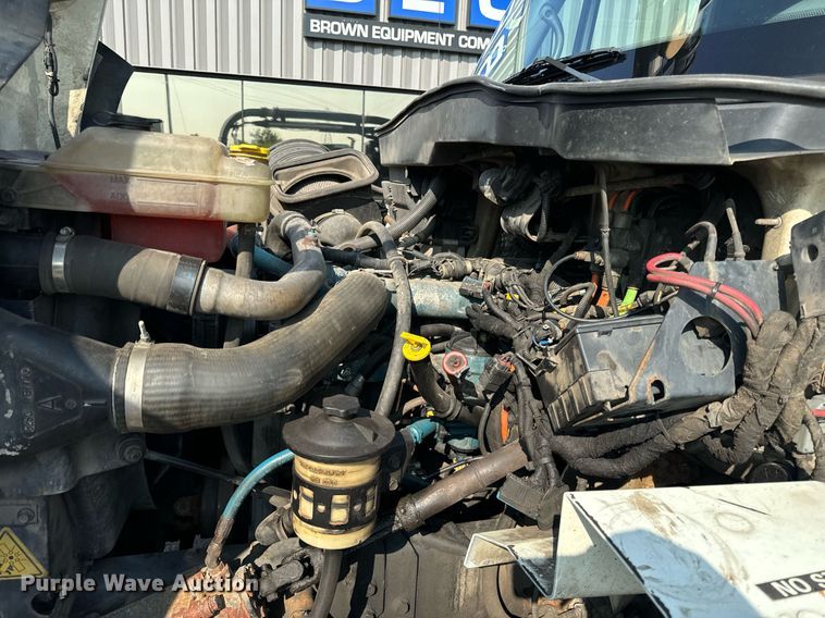 image for item DV5908 2007 International 7400 sewer jetter truck