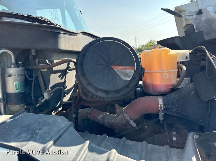 image for item DV5908 2007 International 7400 sewer jetter truck