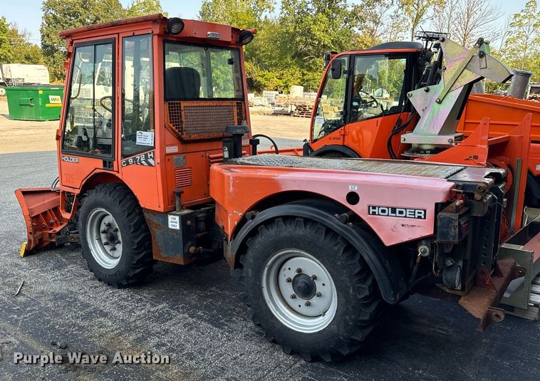 image for item DV5909 Holder  C9.72H municipal tractor