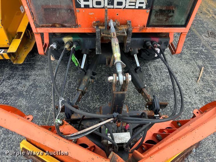 image for item DV5909 Holder  C9.72H municipal tractor