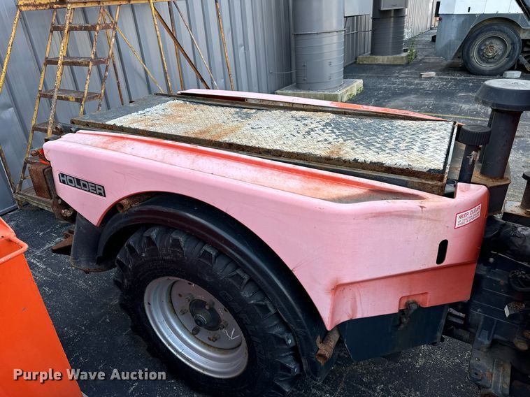 image for item DV5909 Holder  C9.72H municipal tractor