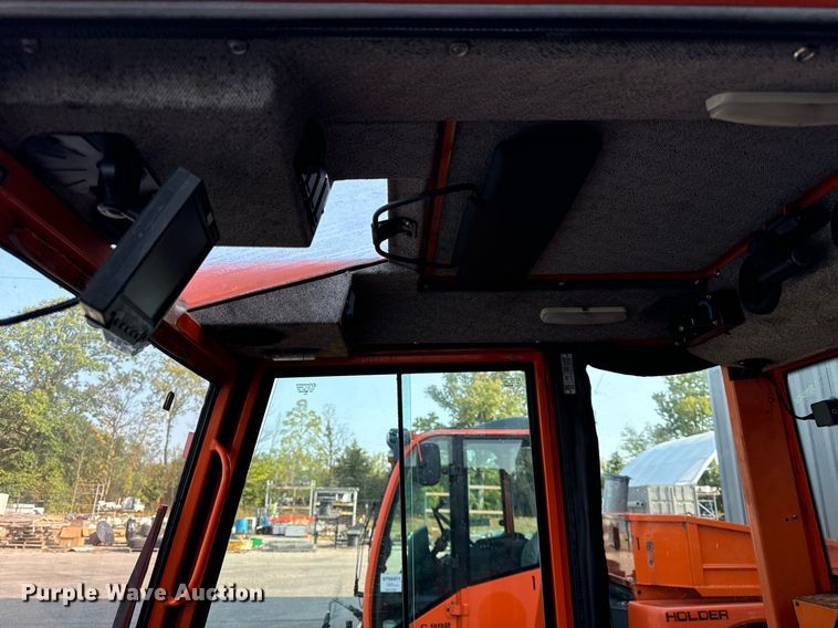 image for item DV5909 Holder  C9.72H municipal tractor