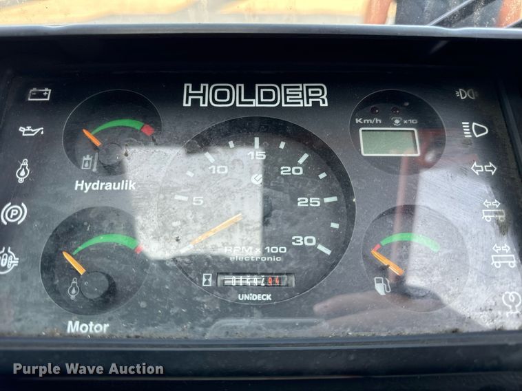 image for item DV5909 Holder  C9.72H municipal tractor